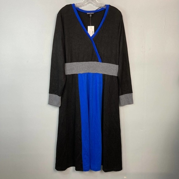 Fashion Bug Colorblock Knit Surplice Style Sweater Dress Plus Size 1X Black Blue - Picture 11 of 12